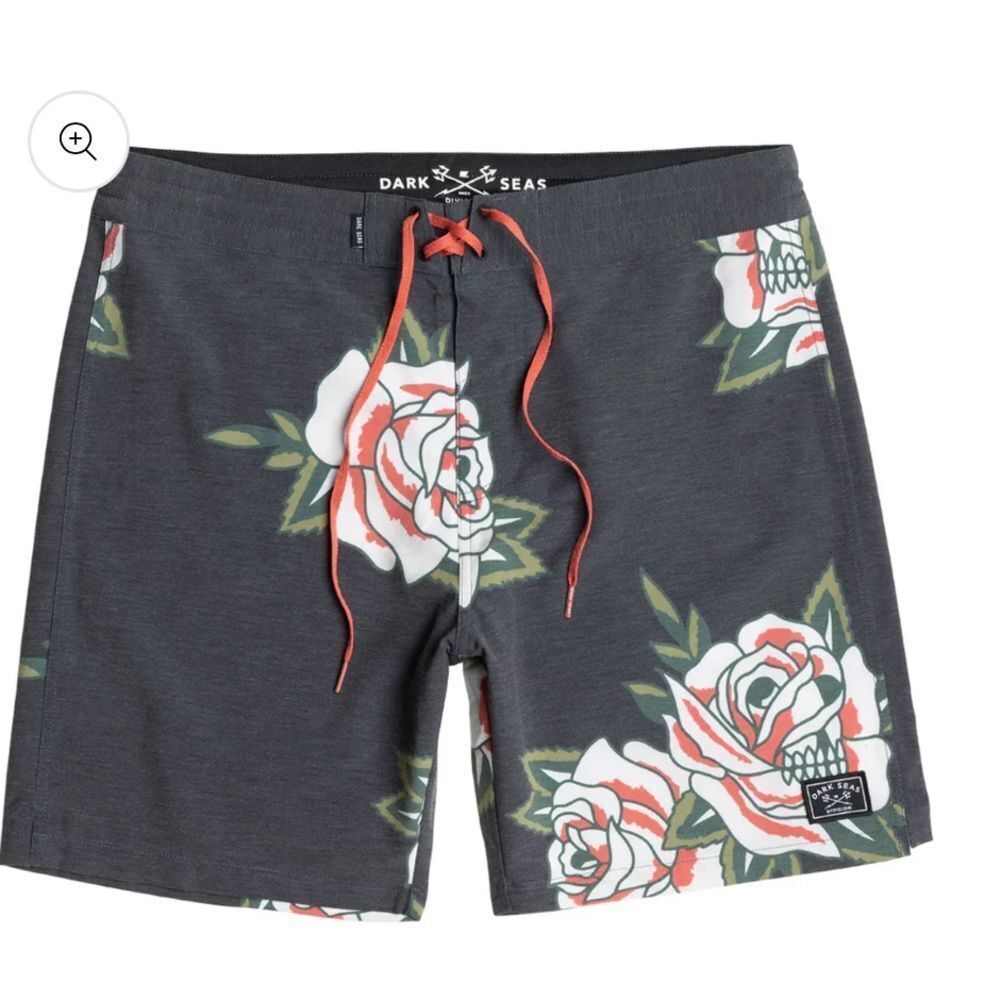 Dark Seas | Centro Boardshorts | Floral  Sz 28
